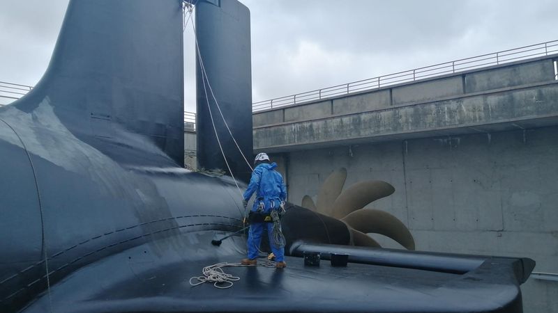 Lire la suite à propos de l’article EN IMAGES. À Cherbourg, le sous-marin Redoutable en cure de jouvence